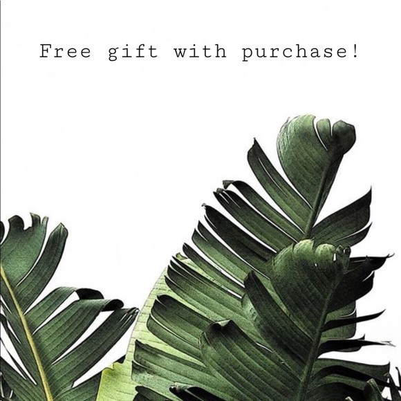 FREE gift with purchase! - Picture 1 of 1